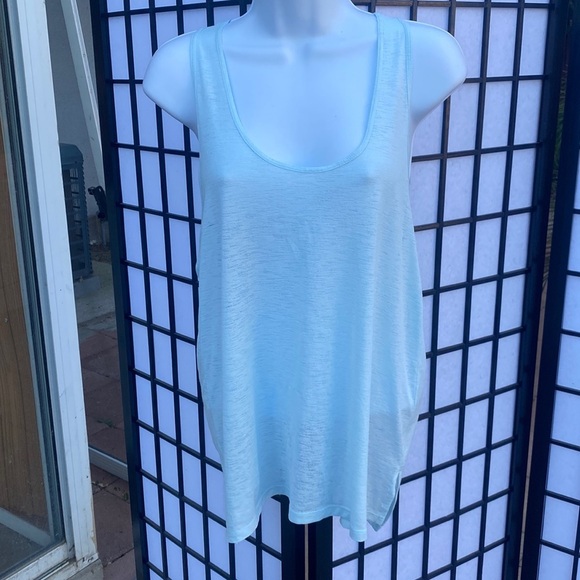 Nike Tops - Nike work out shirt size large